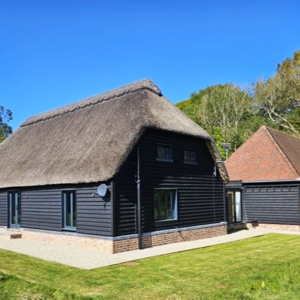 south-lodge-barn-stelling-minnis-exterior-listed-building